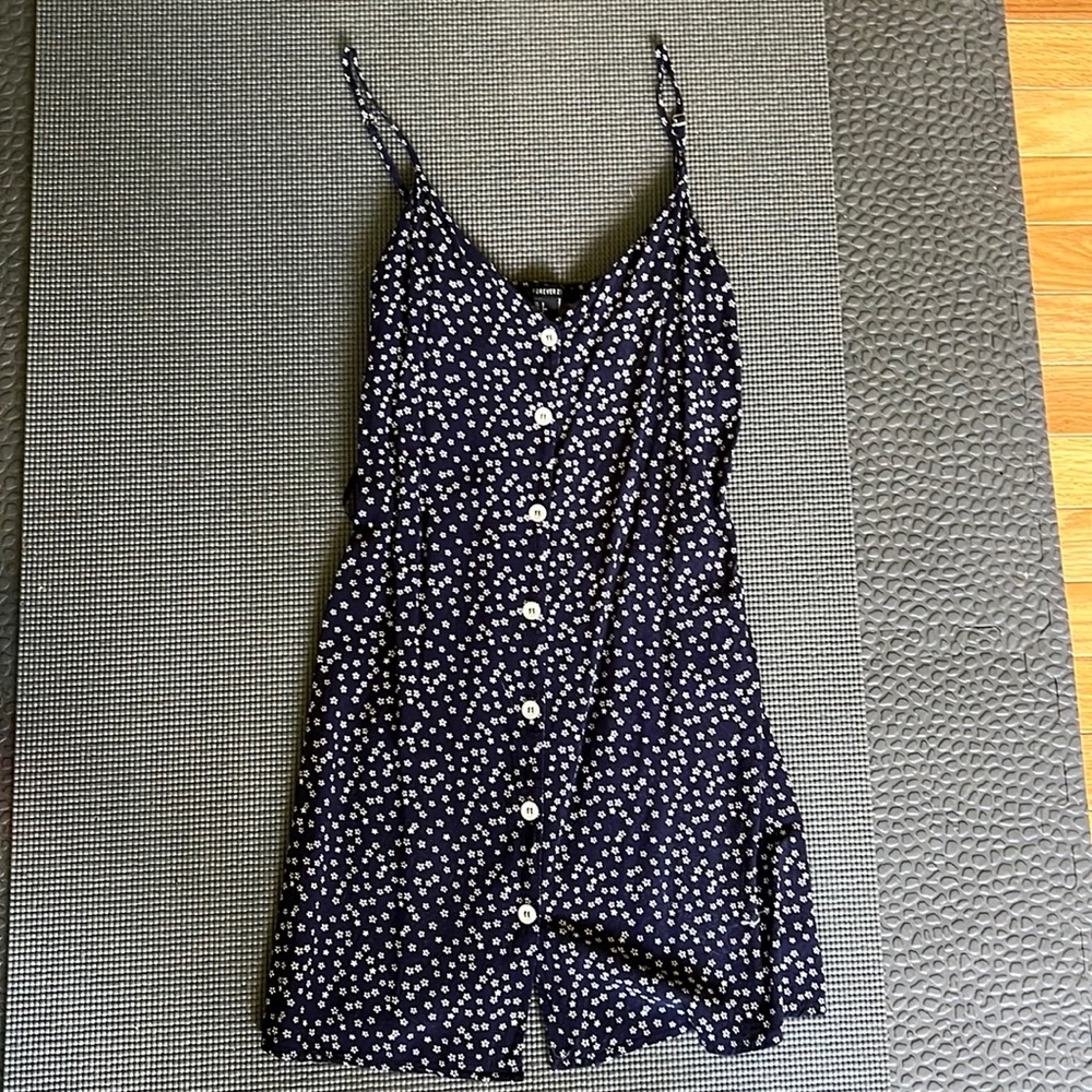Sun dress, fits at the waist, S